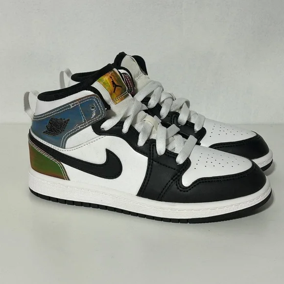 NEW Jordan Air Jordan 1 Mid SE 'Heat Reactive Color Change' sneaker size 1Y - Picture 2 of 8